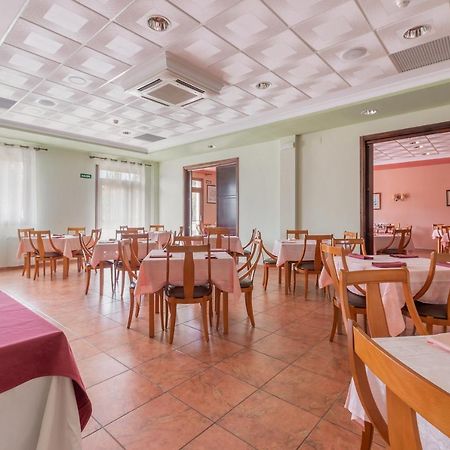 Hotel Puerta De Javalambre La Puebla De Valverde Buitenkant foto