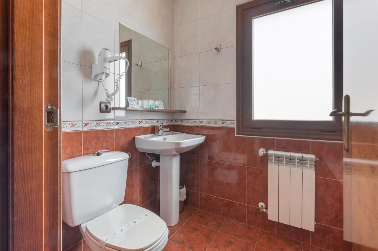 Hotel Puerta De Javalambre La Puebla De Valverde Buitenkant foto