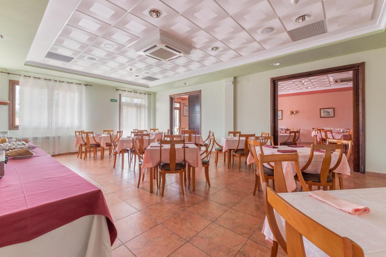 Hotel Puerta De Javalambre La Puebla De Valverde Buitenkant foto
