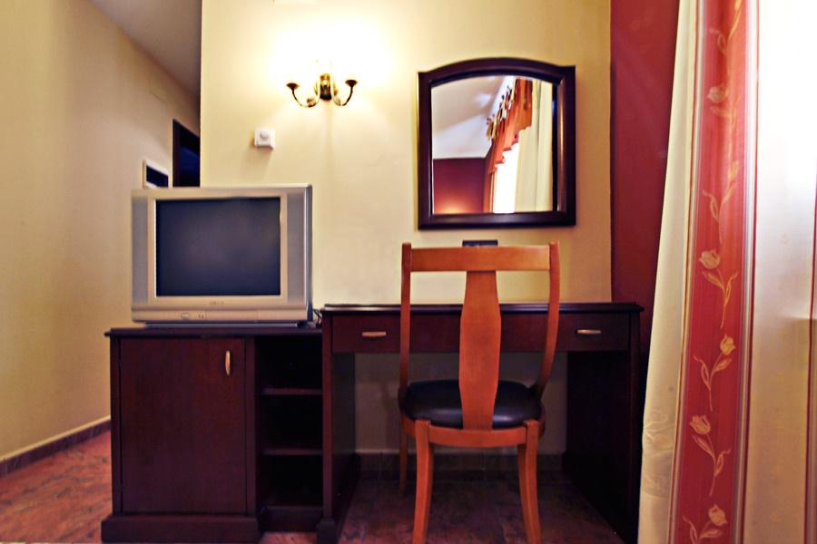 Hotel Puerta De Javalambre La Puebla De Valverde Buitenkant foto