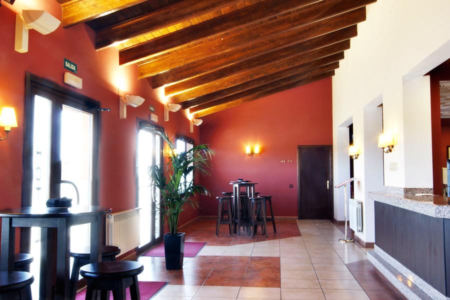 Hotel Puerta De Javalambre La Puebla De Valverde Buitenkant foto